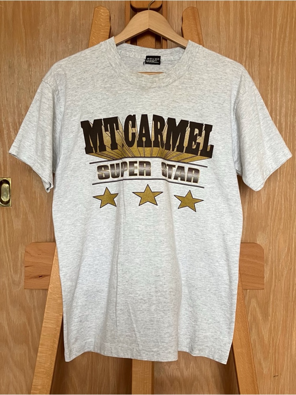 Vintage 90s grey Mt. Carmel Super Star T-Shirt!